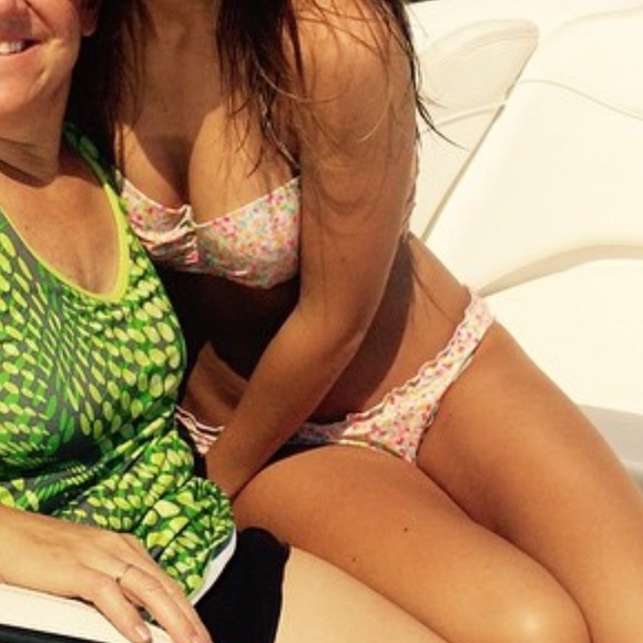 Victoria’s Secret Colorful Geometric confetti Print Bikini Two piece swimsuit - Picture 8 of 8